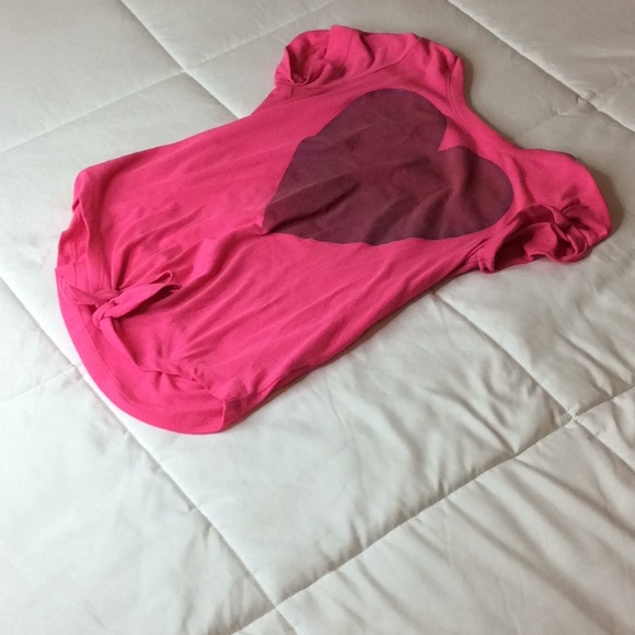 Cute pink short sleeved t shirt - Picture 1 of 1